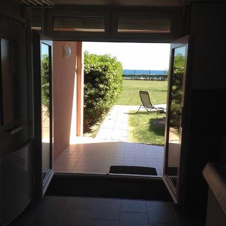 Grand Studio Bord De Mer Plus Piscine Sete Bagian luar foto