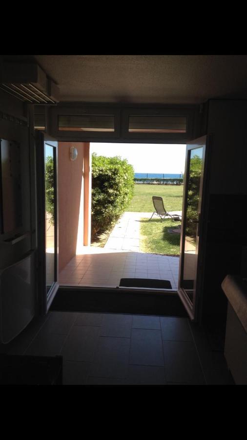 Grand Studio Bord De Mer Plus Piscine Sete Bagian luar foto