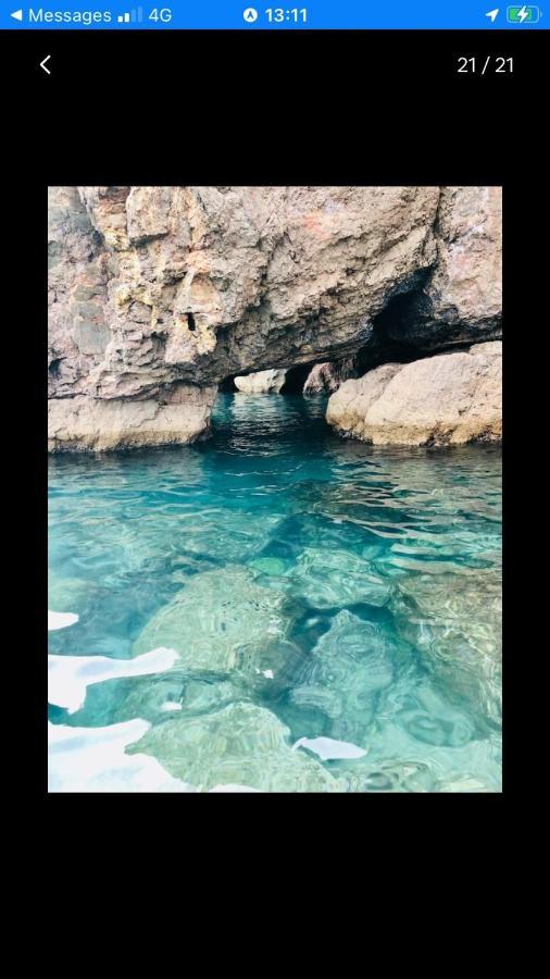 Grand Studio Bord De Mer Plus Piscine Sete Bagian luar foto